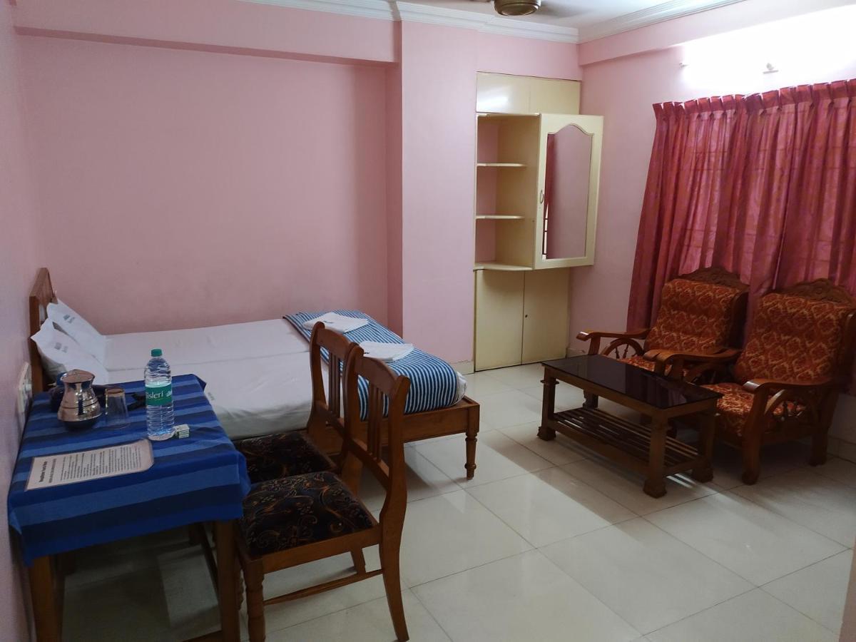 Manjalikulam Tourist Home Thiruvananthapuram Extérieur photo